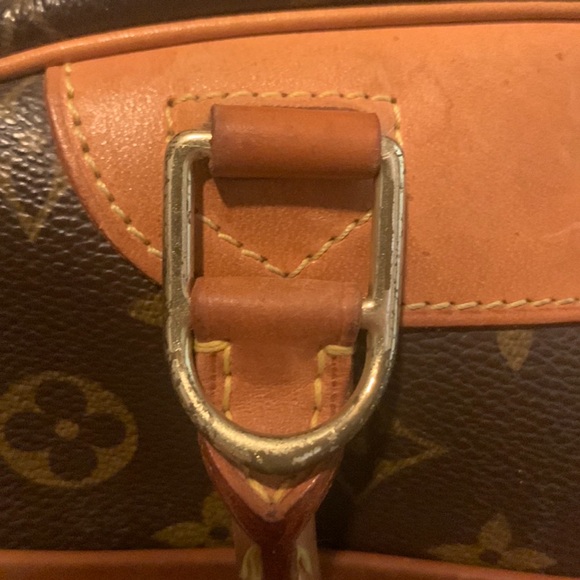 ๐ฏ Authentic Louis Vuitton Trouvile Monogram Canvas bag. - Picture 16 of 17